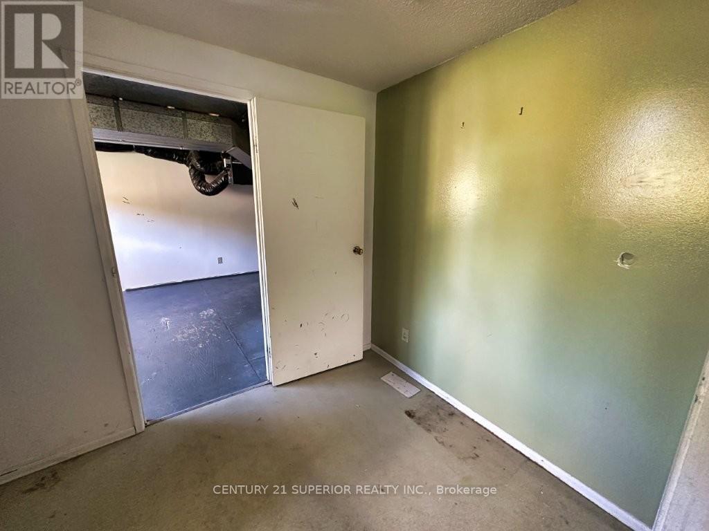 29 PARKWAY PLACE - 21