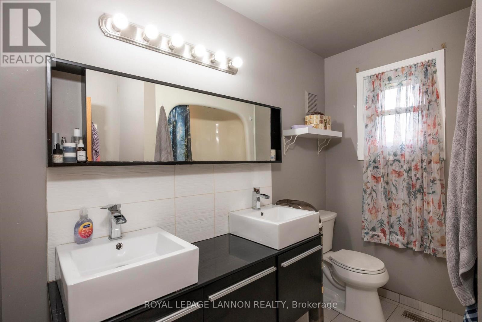 192 RIVIERA DRIVE - Image 17