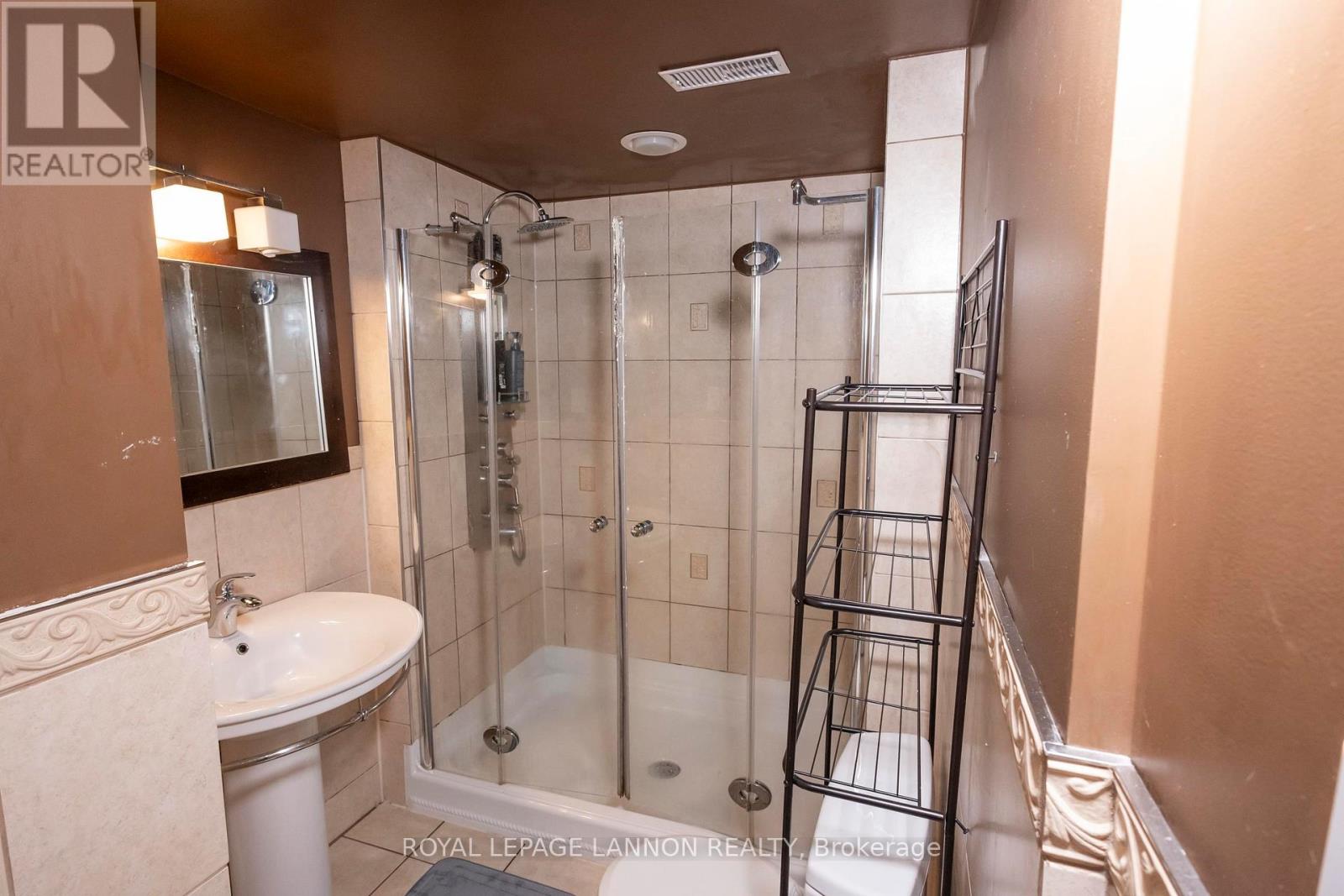 192 RIVIERA DRIVE - Image 19