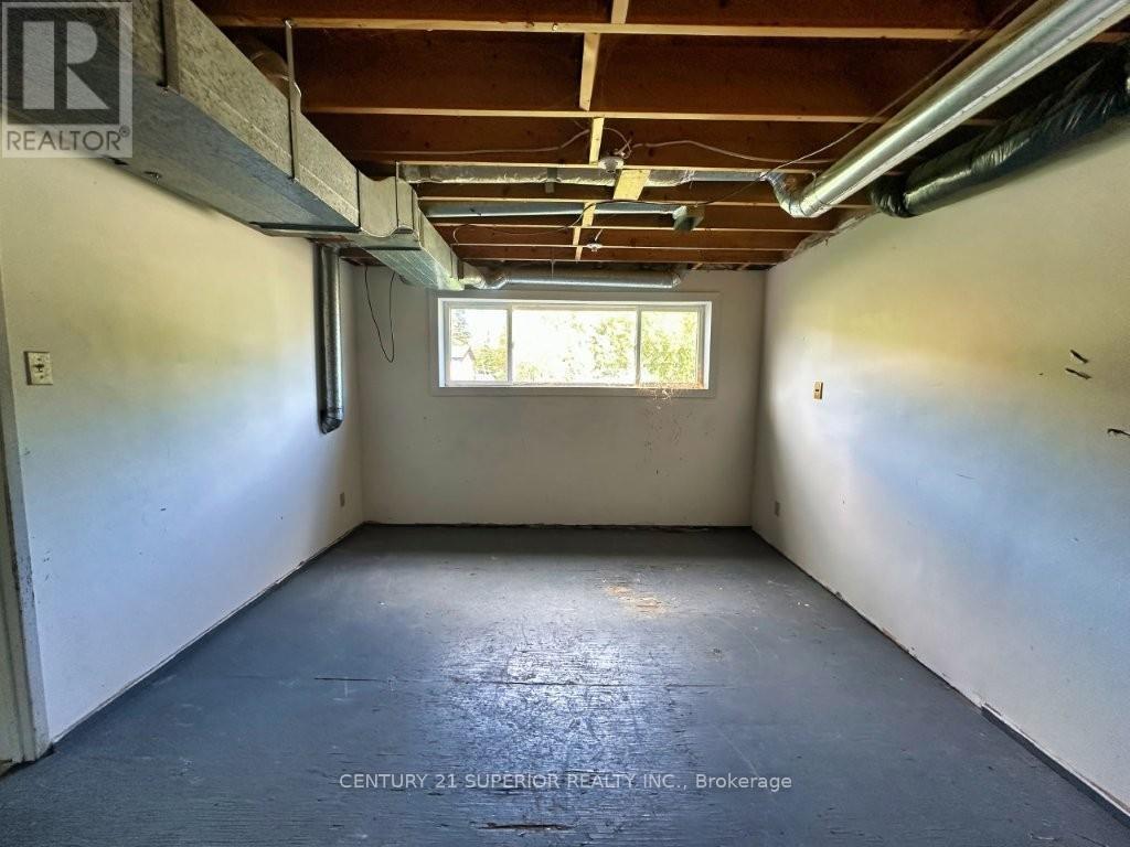 29 PARKWAY PLACE - 23