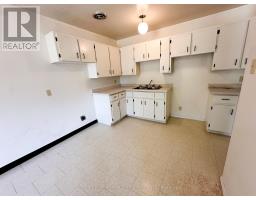 78/80 Birch Drive, Ear Falls, ON P0V1T0 Photo 9