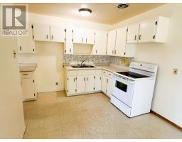 78/80 Birch Drive, Ear Falls, ON P0V1T0 Photo 17