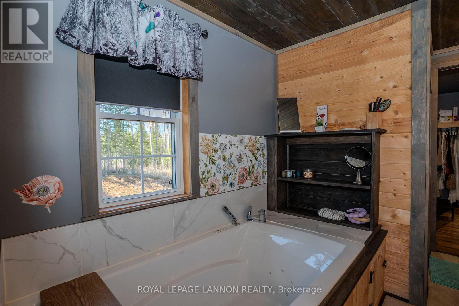 1035 PETERSON ROAD - 23