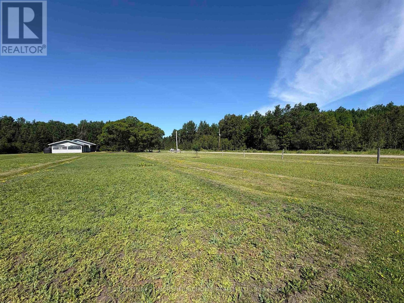 993 FISHER ROAD - Image 34