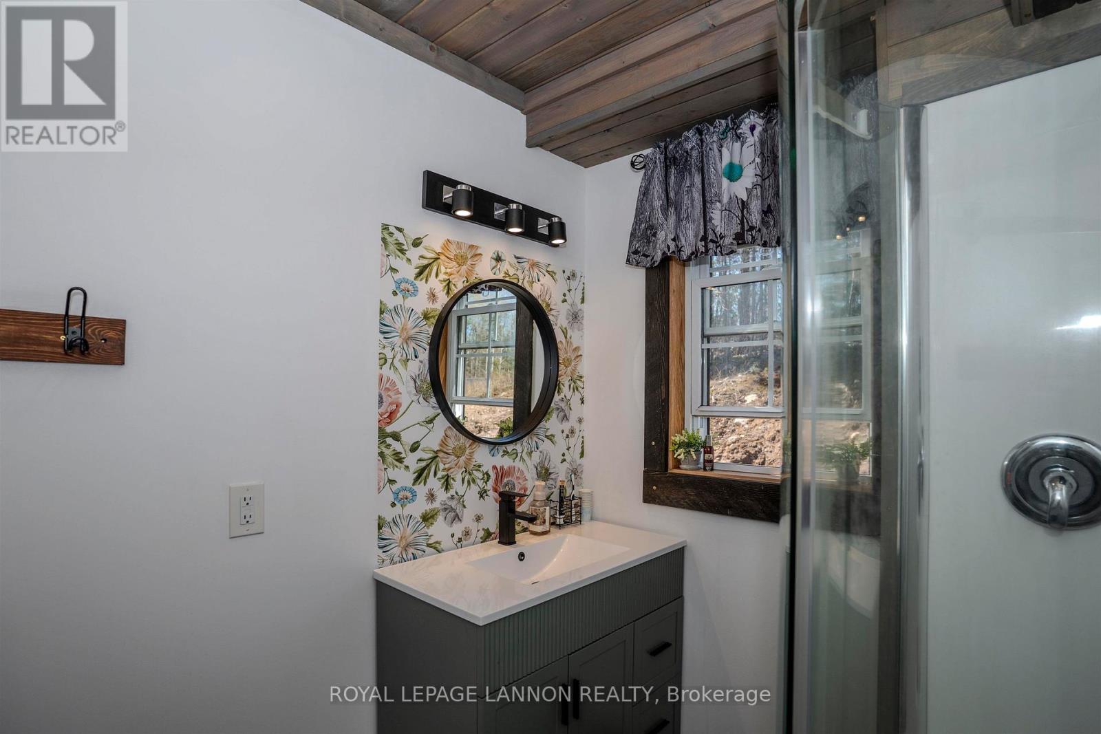 1035 PETERSON ROAD - Image 26