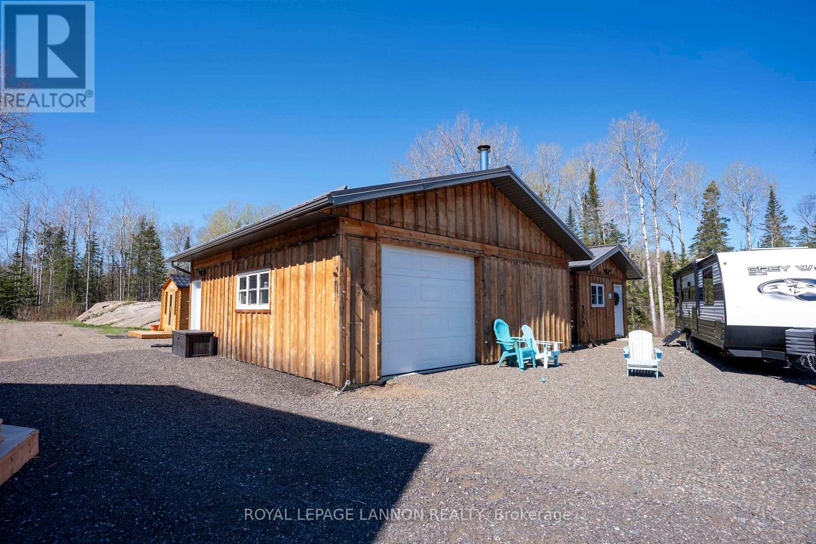 1035 PETERSON ROAD - 40
