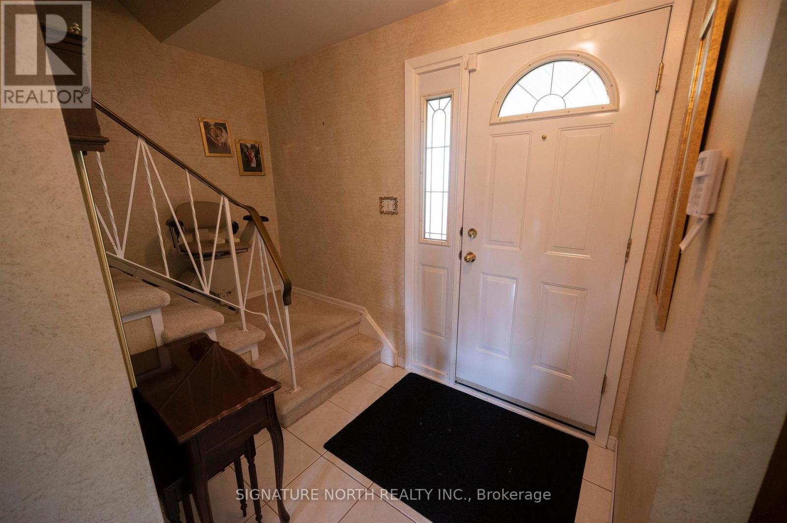177 Whalen Street, Thunder Bay (Grandview), Ontario, P7A7H9, Thunder Bay (Grandview), Ontario — photo 2 of 5
