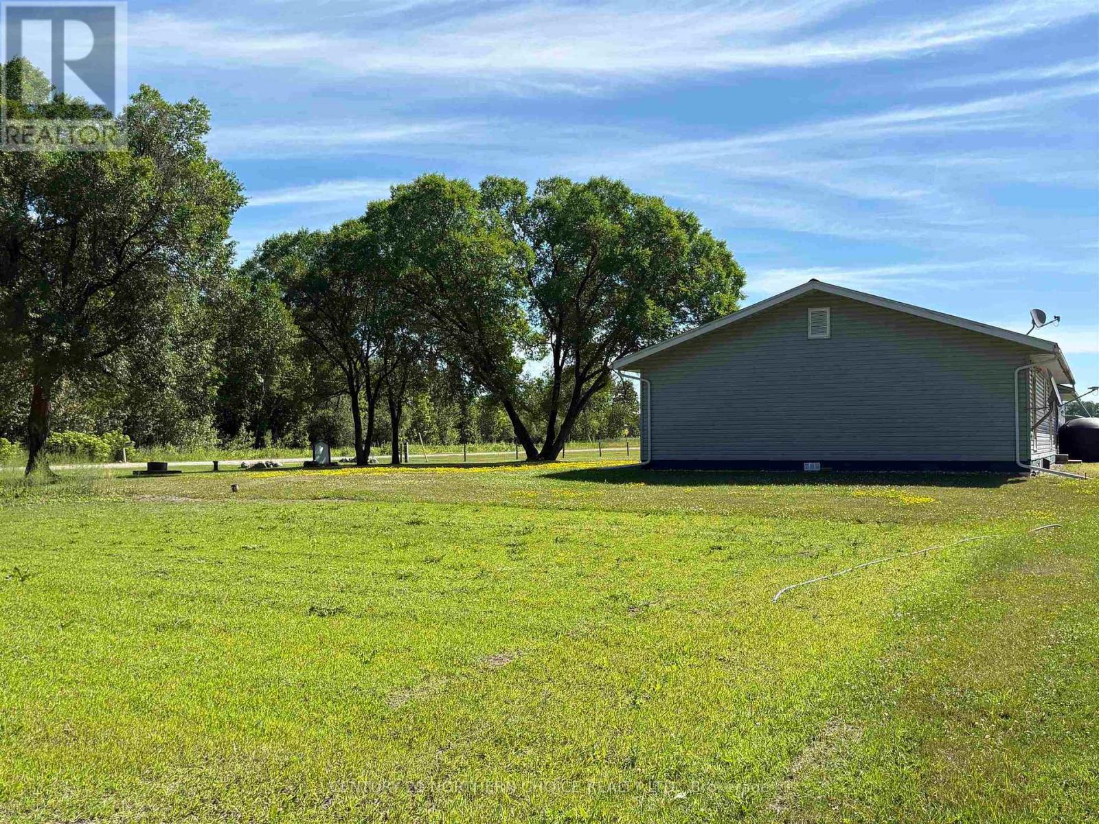 993 FISHER ROAD - Image 43