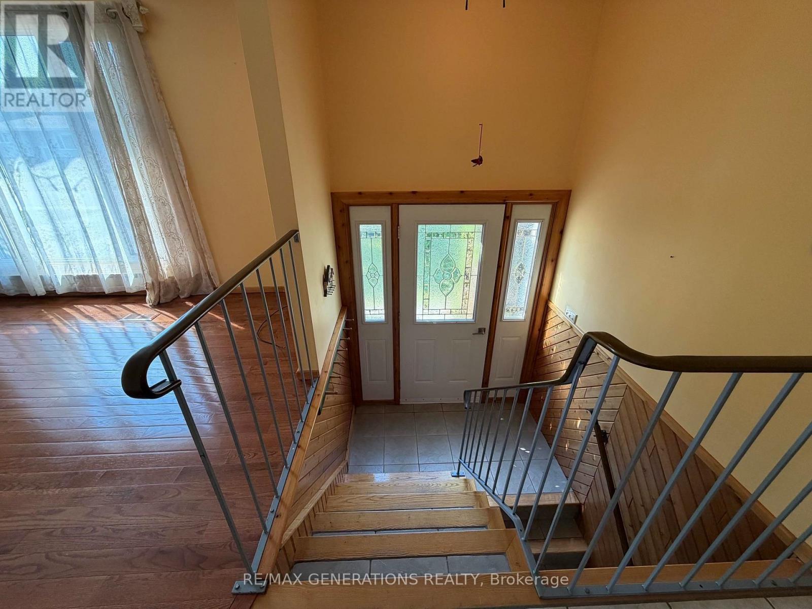 23 TERRACE HEIGHTS DRIVE - 22