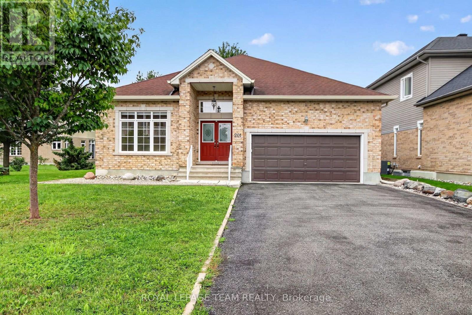 201 TRAILGATE STREET - 1