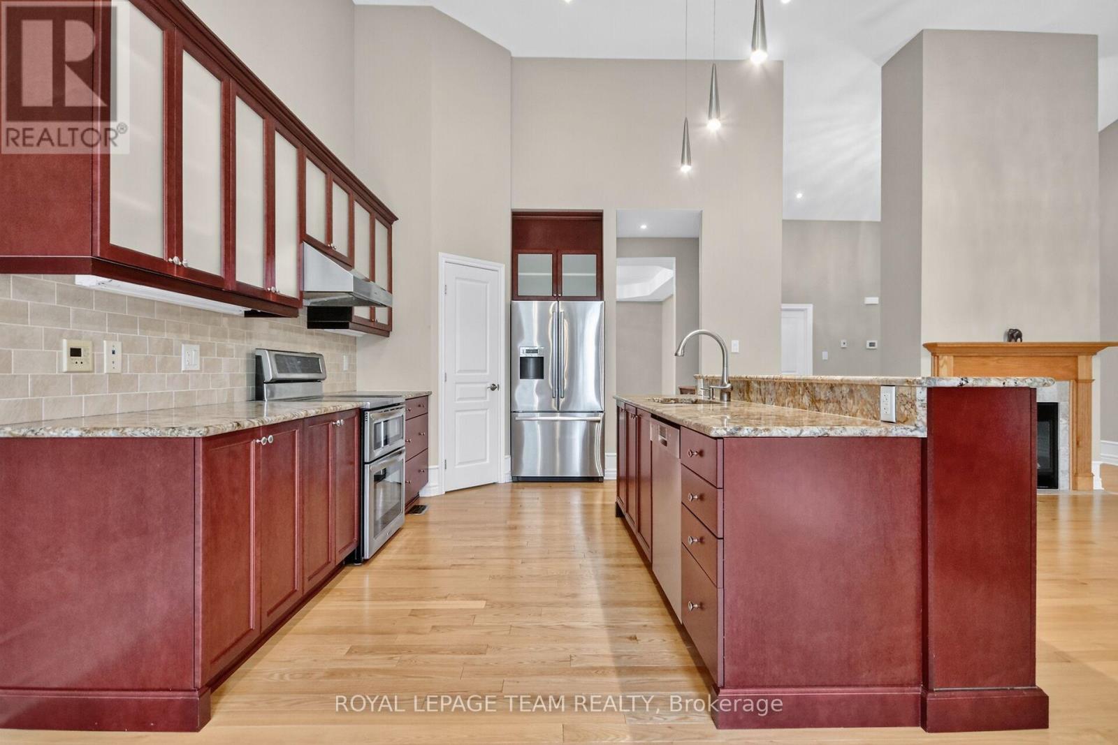 201 TRAILGATE STREET - 13