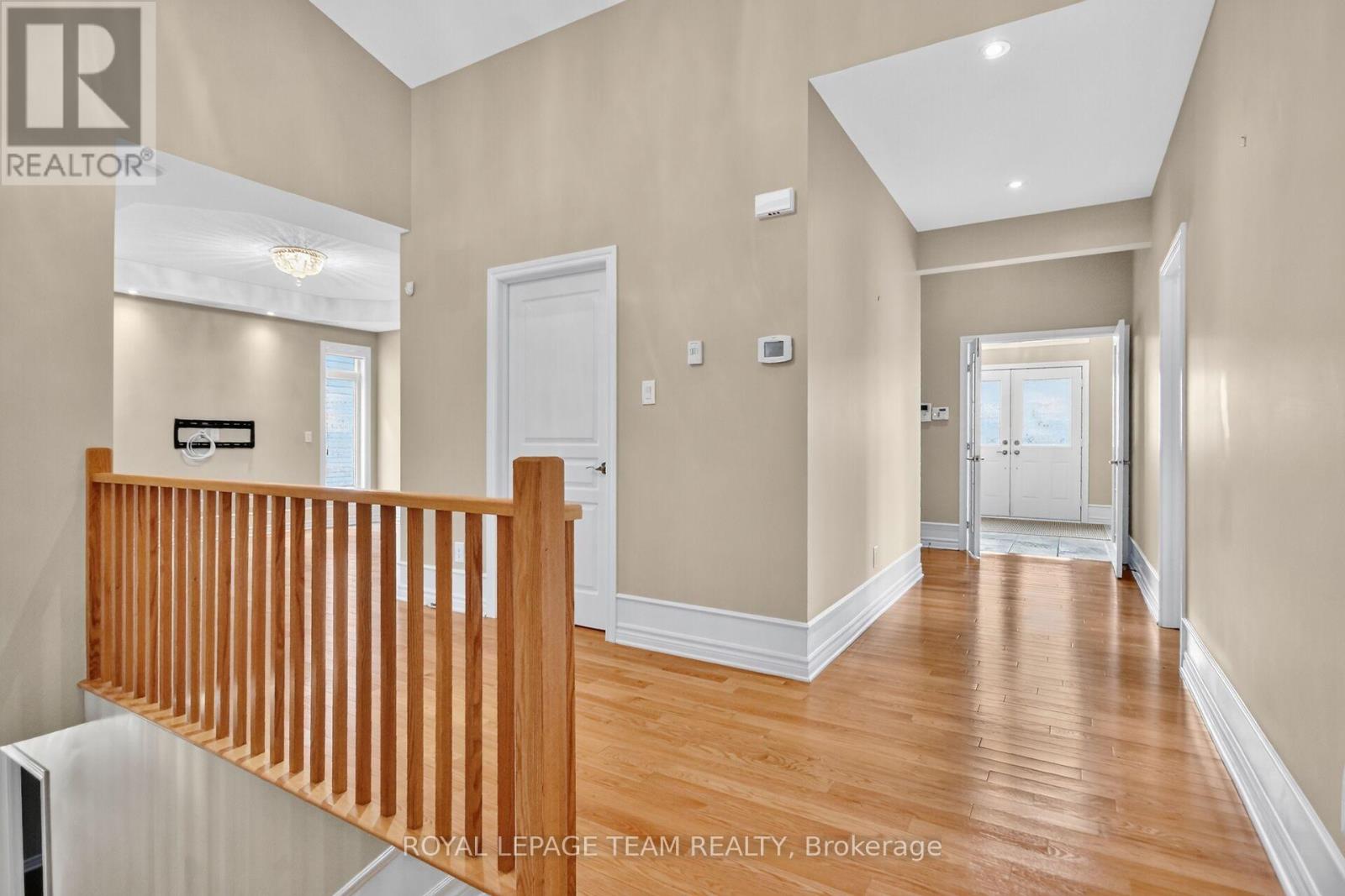 201 TRAILGATE STREET - 17