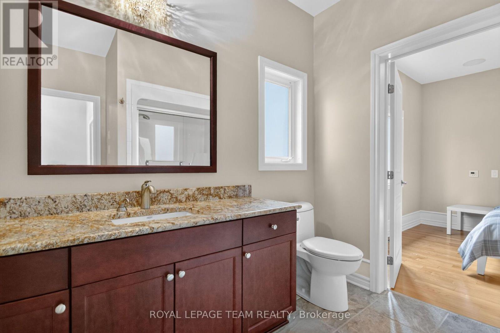 201 TRAILGATE STREET - 28