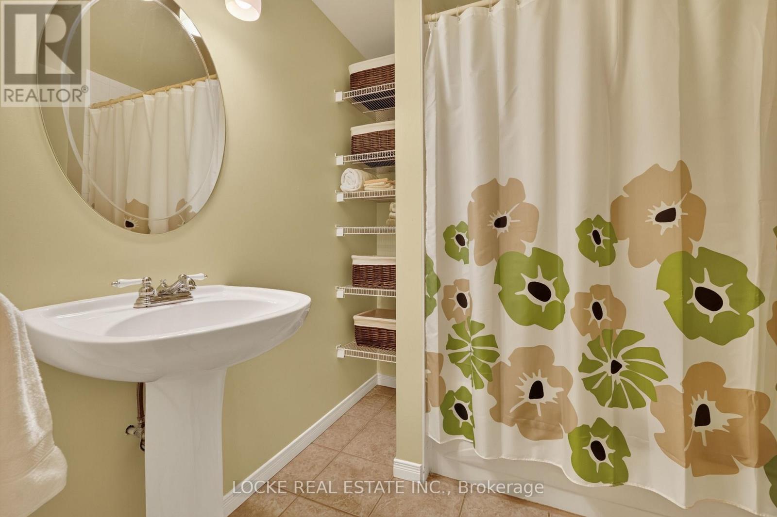 2186 GARDENWAY DRIVE - Image 42