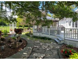 1530 Royal Orchard Drive, Ottawa, ON K4C1A9 Photo 31