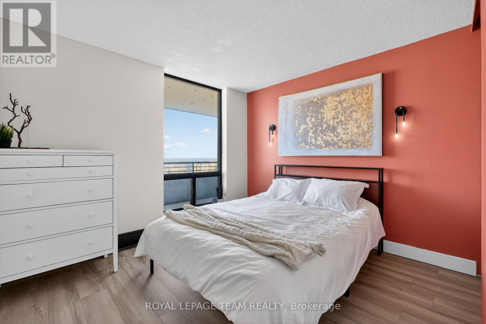 #1809 515 ST LAURENT BOULEVARD - Image 19