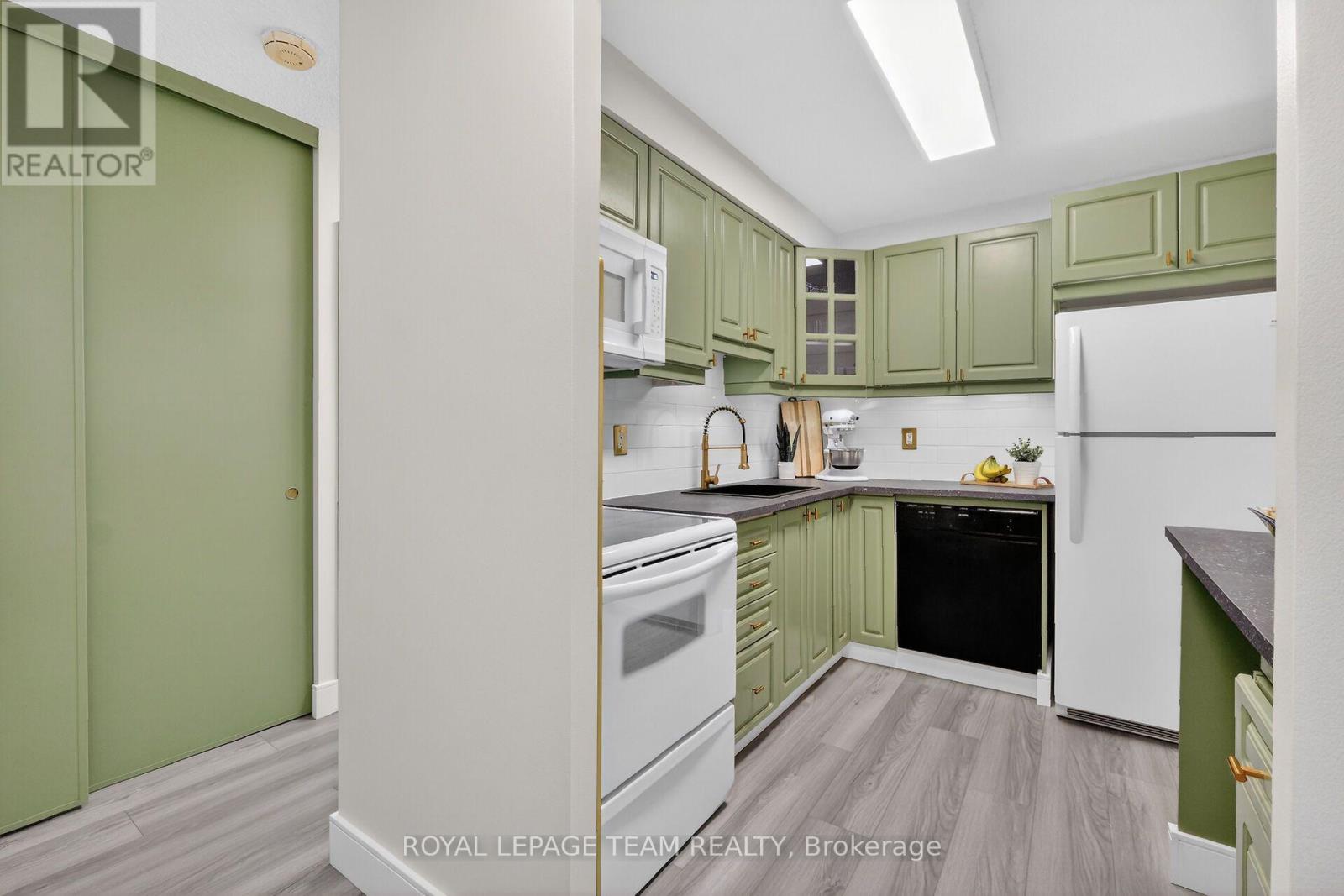 #1809 515 ST LAURENT BOULEVARD - Image 9