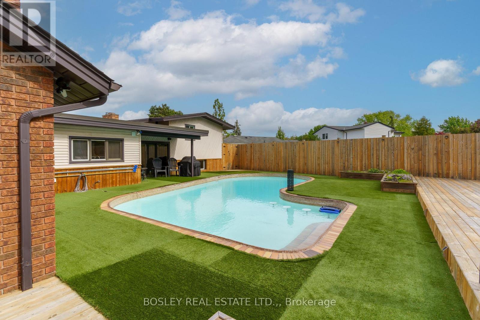 93 RIVERVIEW BOULEVARD - 46