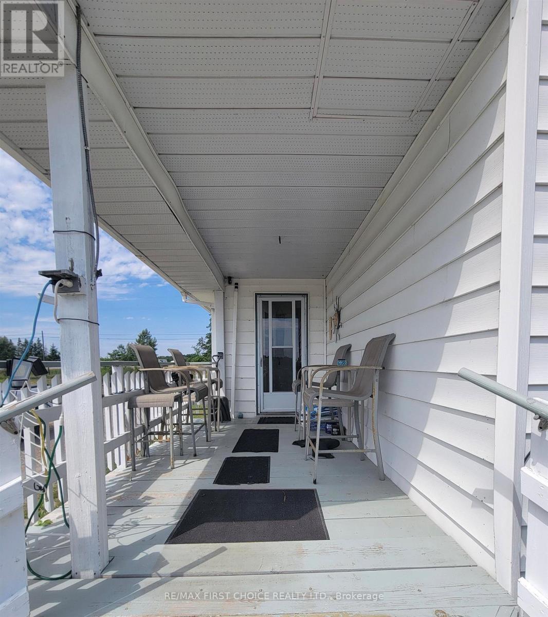 1611 HWY 11/71 - Image 20