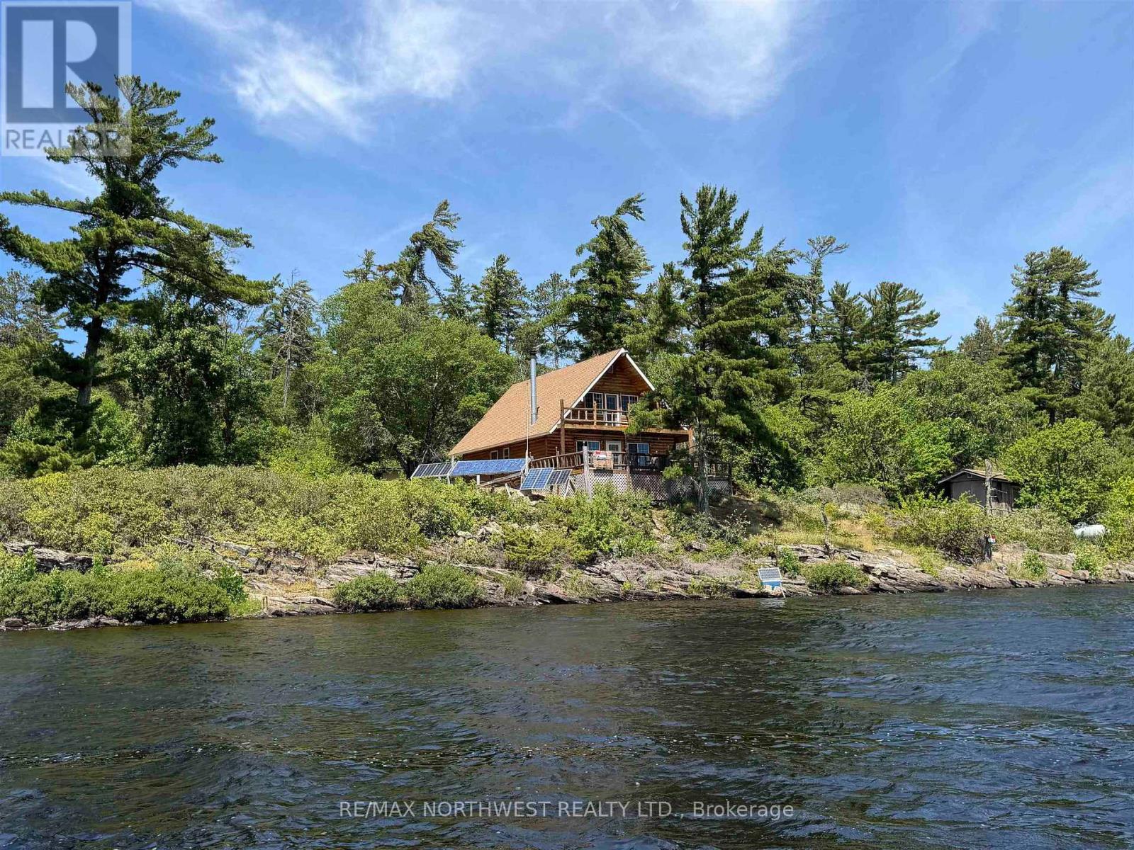 G1686 RAINY LAKE - 23