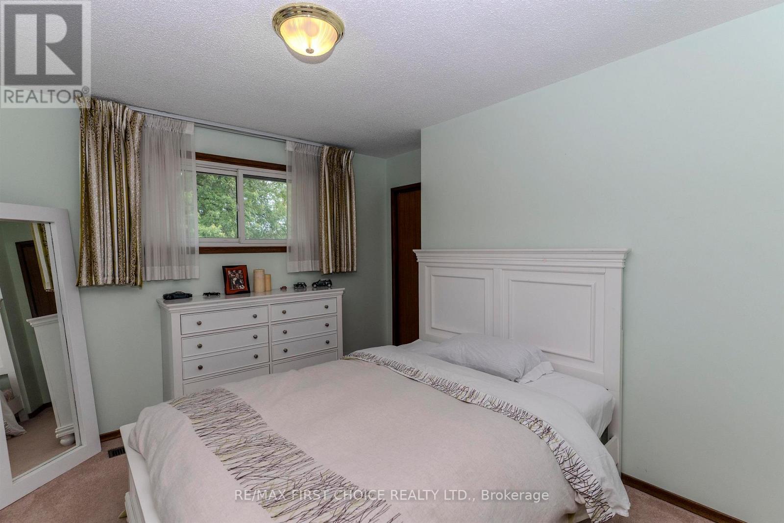 386 LAMBTON PLACE - Image 21