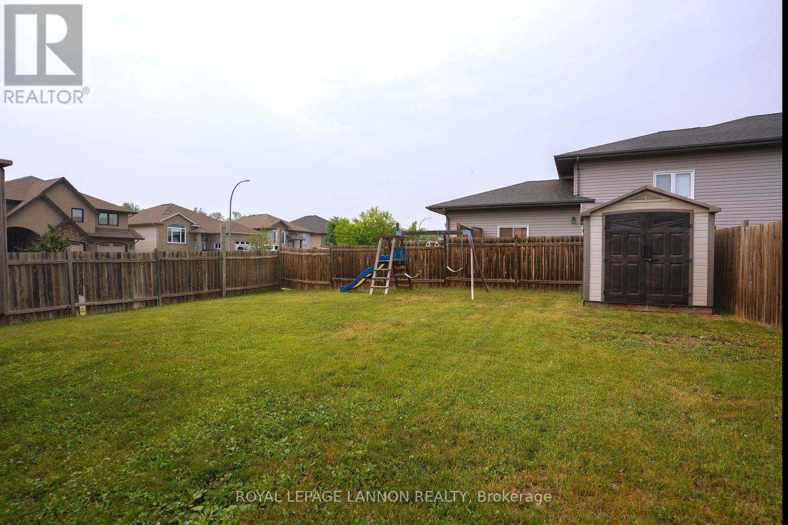 461 LONGBOW STREET - Image 26
