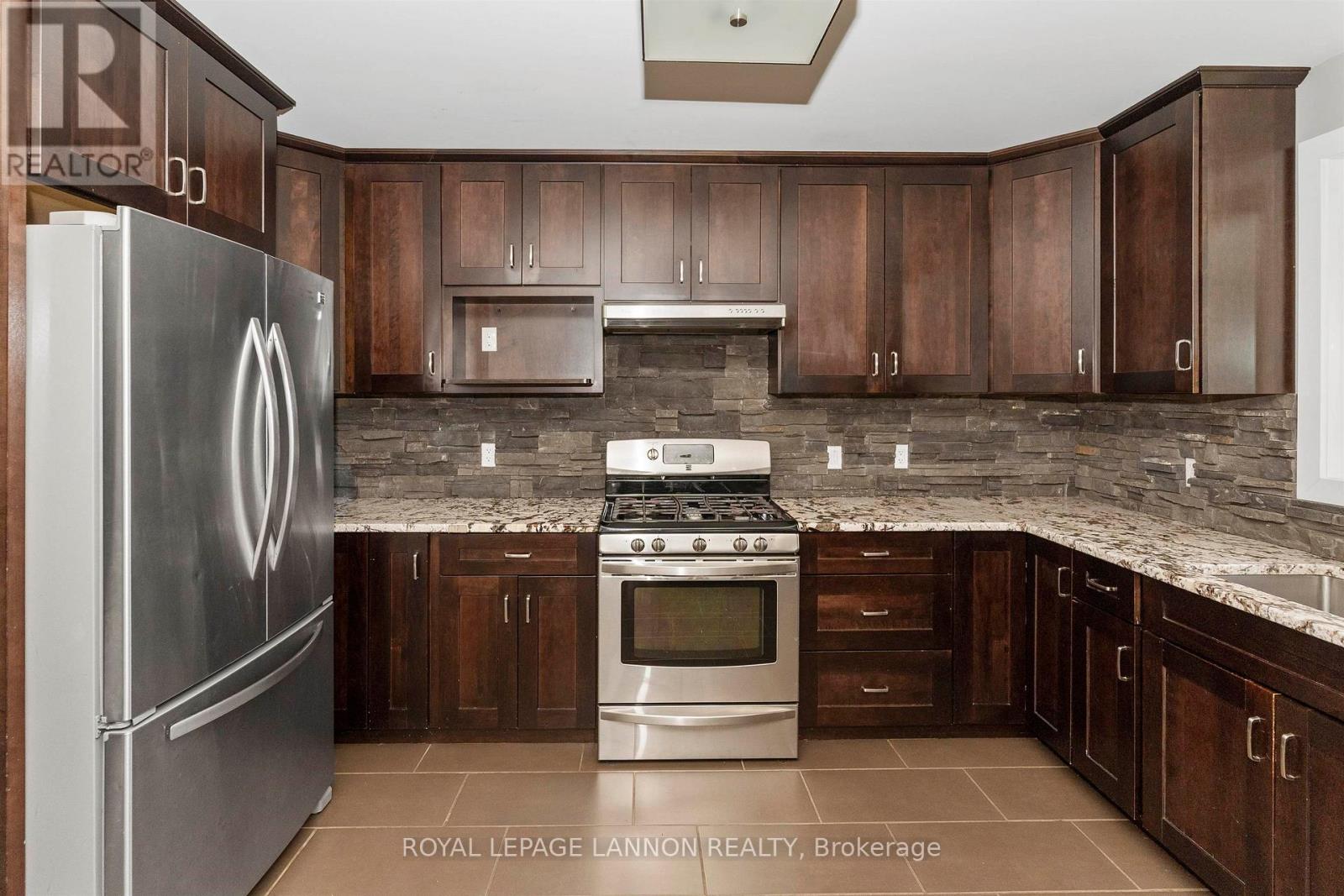 461 LONGBOW STREET - Image 8