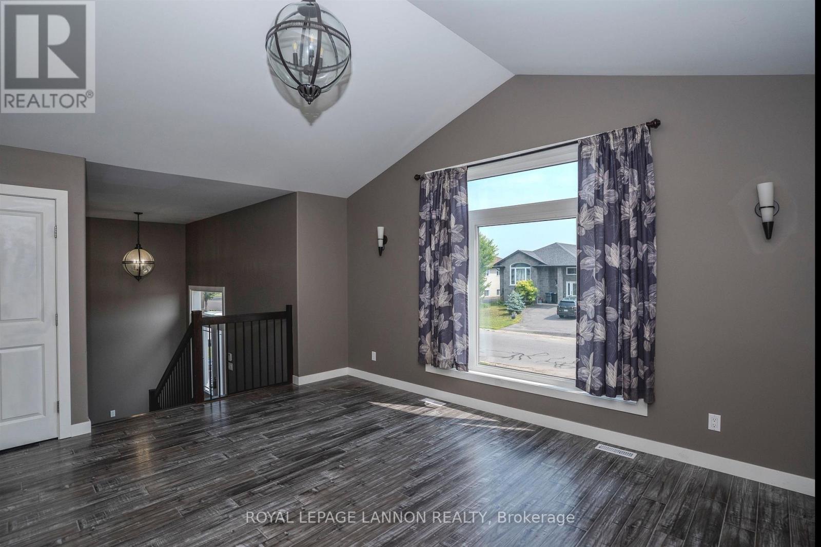 461 LONGBOW STREET - Image 5