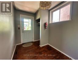 Living room - 241 Syndicate Ave N, Thunder Bay, ON P7C3V9 Photo 7