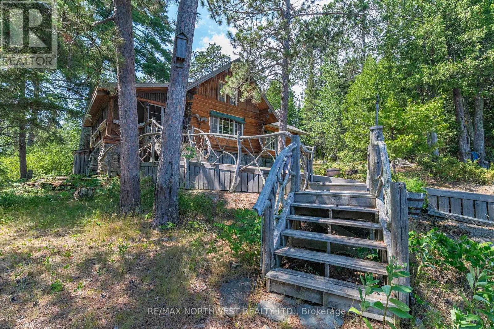 1 RED PINE ISLAND - 6