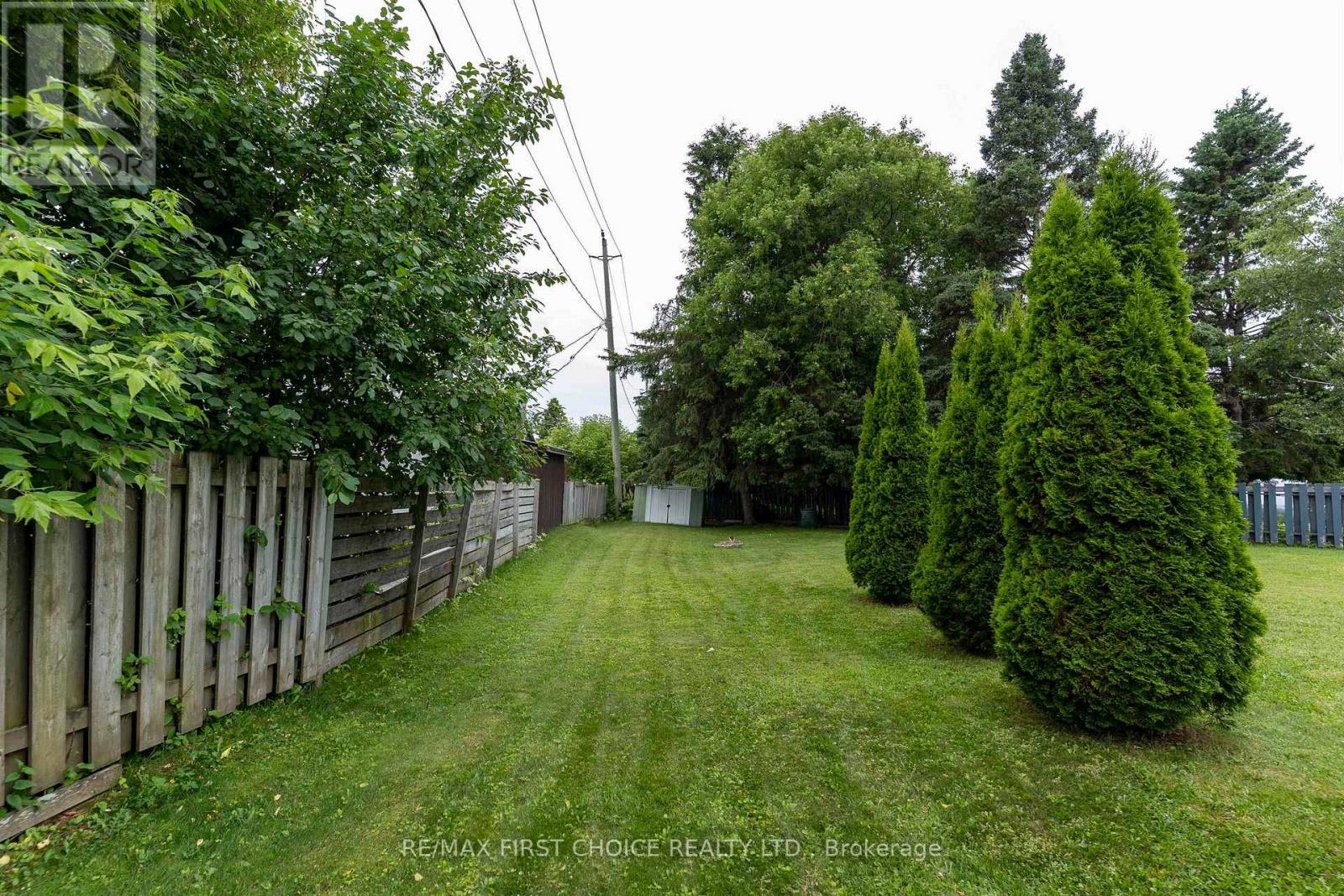 386 LAMBTON PLACE - 47