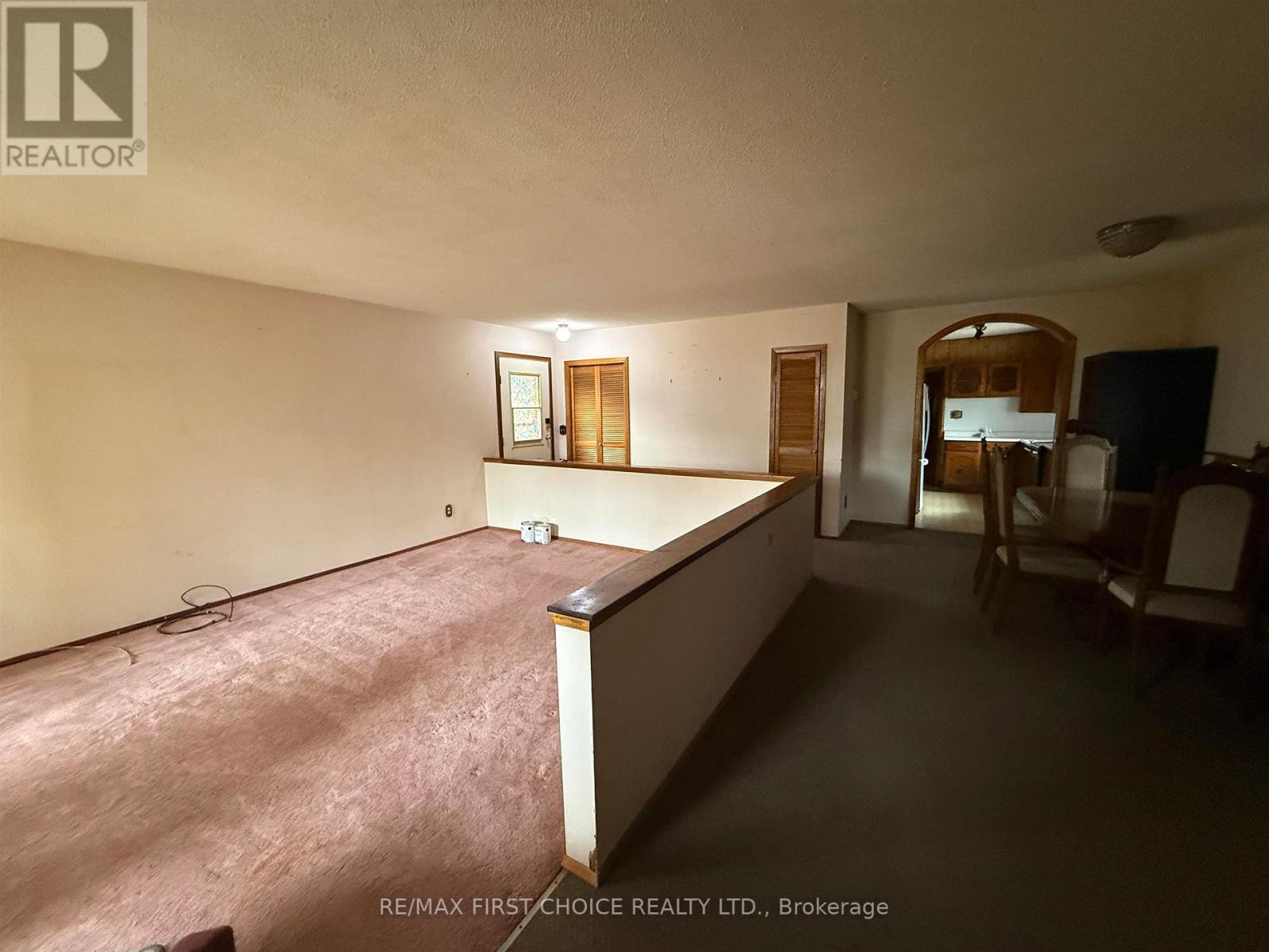 195 WEST RIVER ROAD - 8