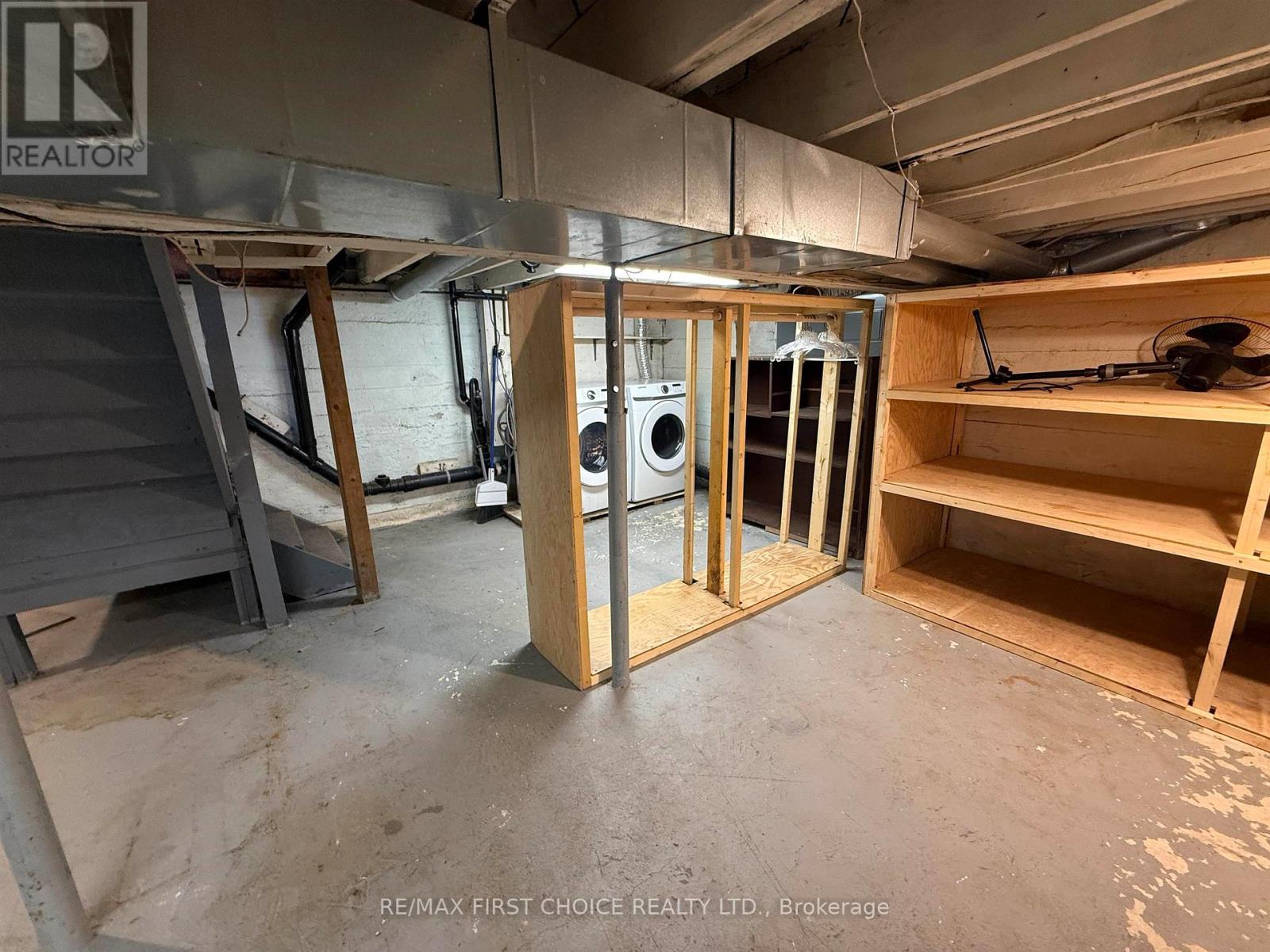 195 WEST RIVER ROAD - 17