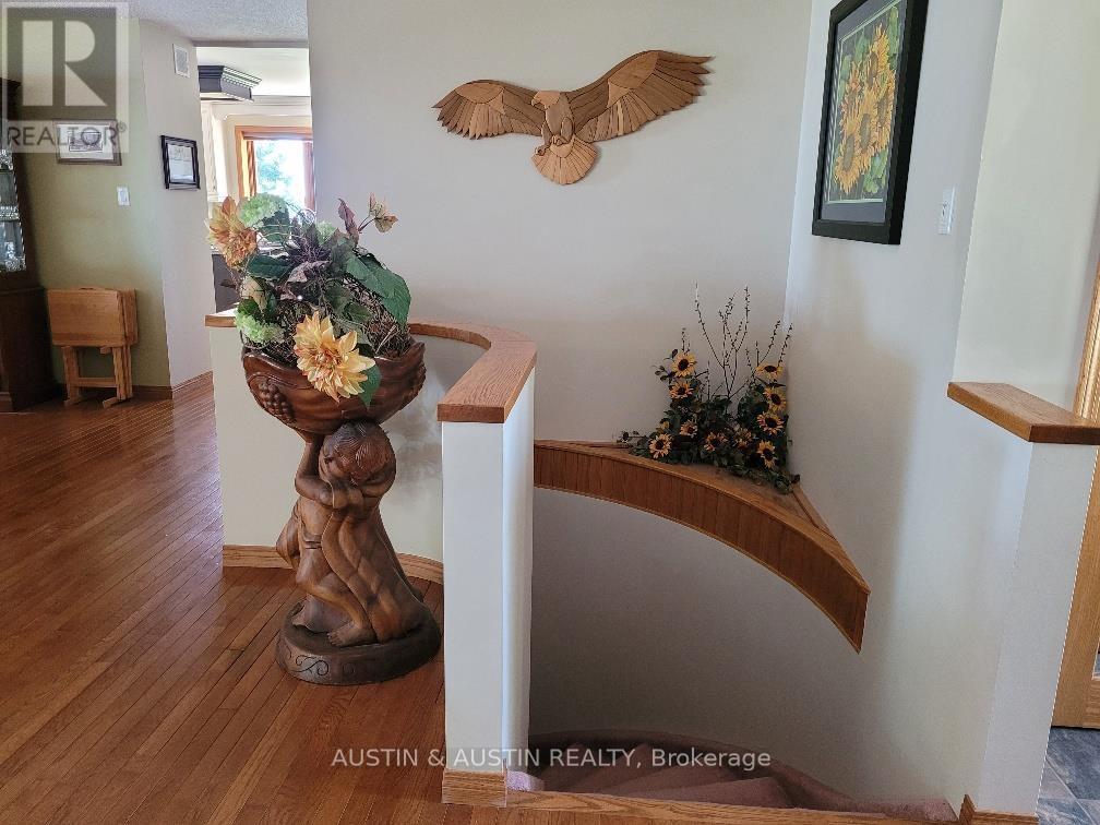 134 DAVIS POINT ROAD - 27