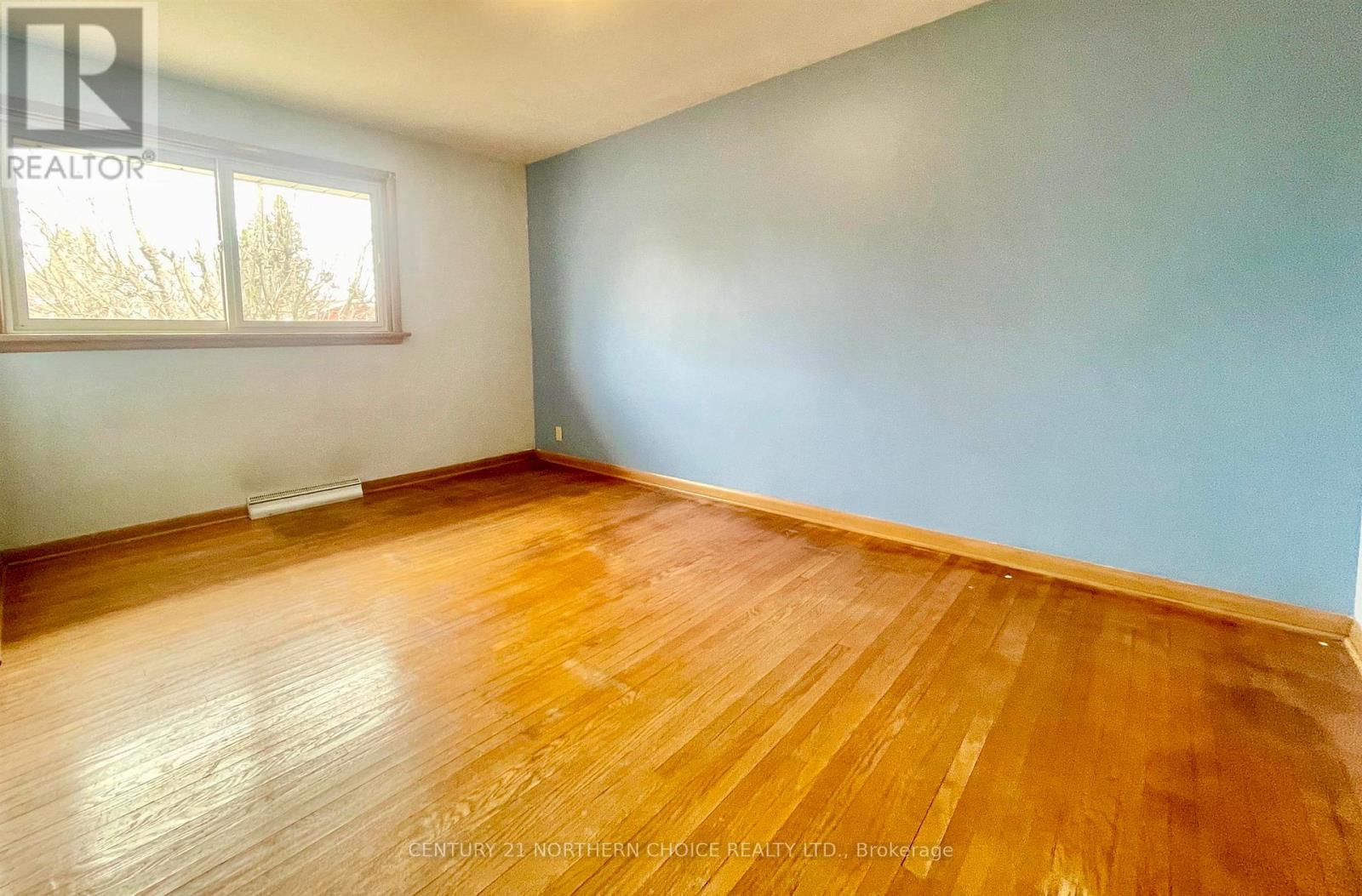 45 DINGWALL PARKWAY - 6