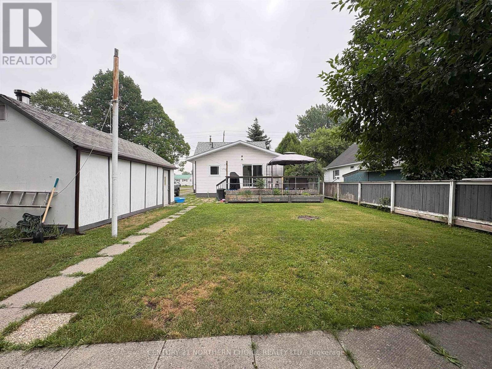 905 PORTAGE AVENUE N - 25