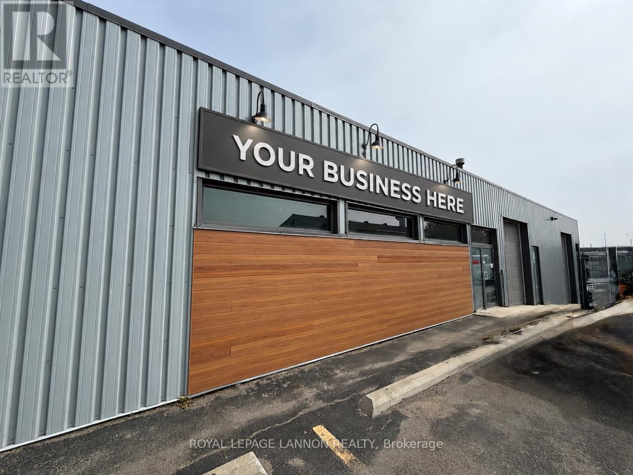 #C 800 NORAH Crescent, Thunder Bay (Inner-City Industrial), Ontario, P7C4T8, Thunder Bay (Inner-City Industrial), Ontario — photo 1 of 5