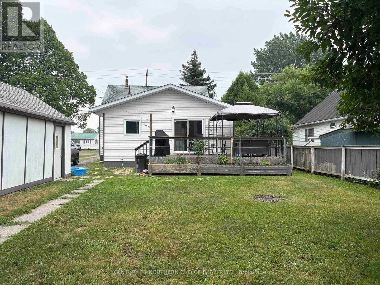 905 PORTAGE AVENUE N - Image 24
