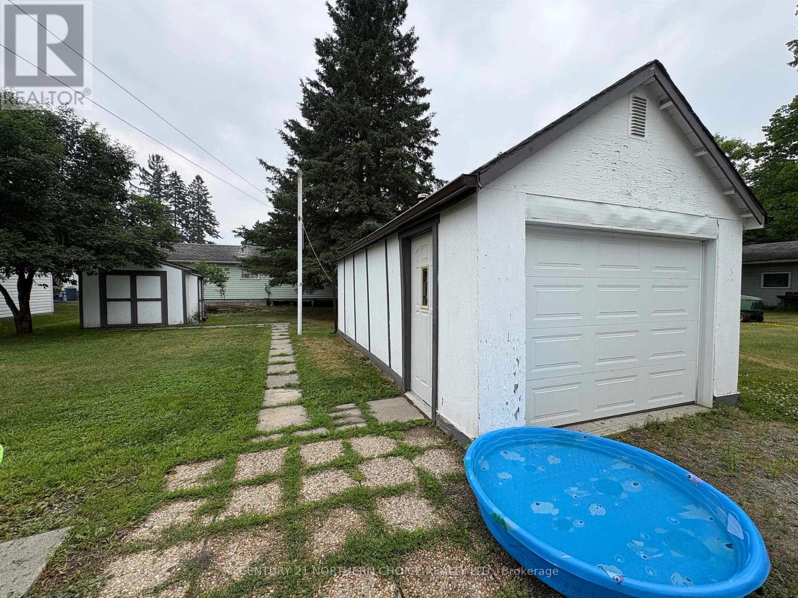 905 PORTAGE AVENUE N - Image 20
