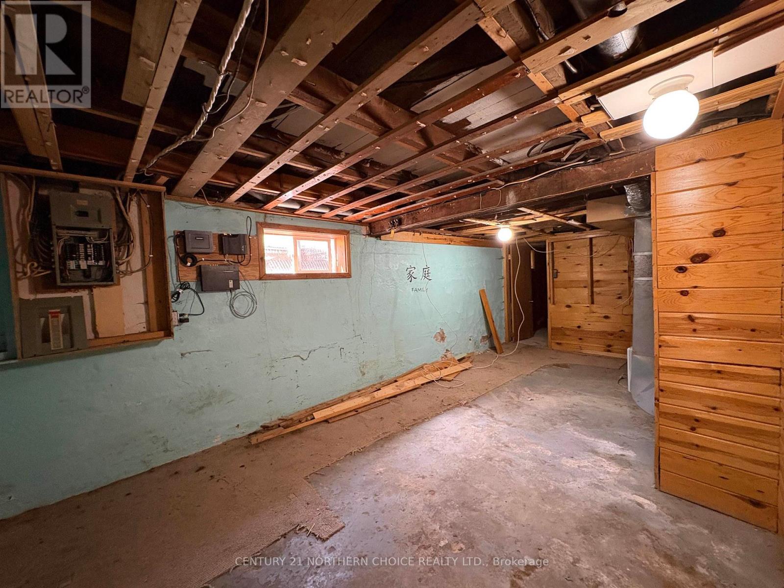 808 PORTAGE AVENUE - Image 22