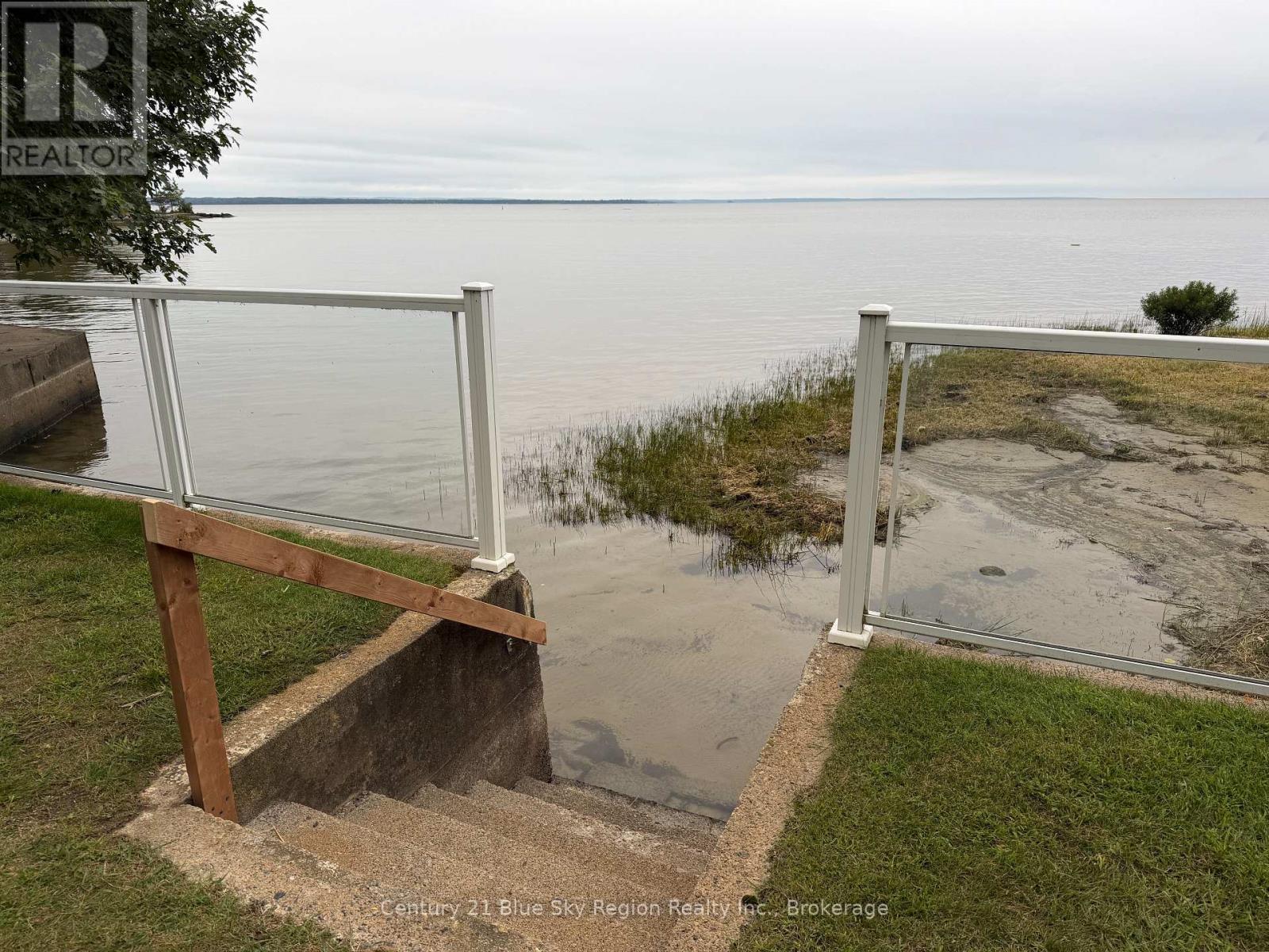 #14 1205 PREMIER ROAD - Image 24