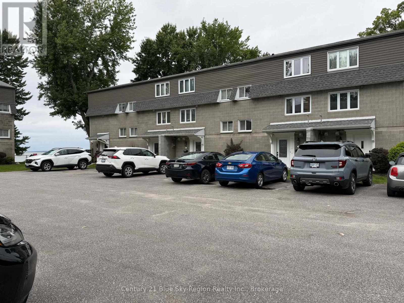 #14 1205 PREMIER ROAD - Image 26