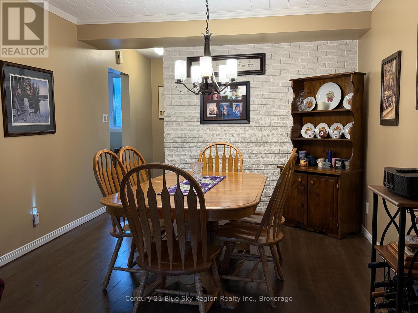 #14 1205 PREMIER ROAD - 6