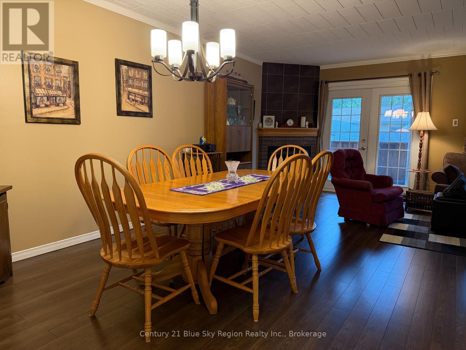 #14 1205 PREMIER ROAD - 7