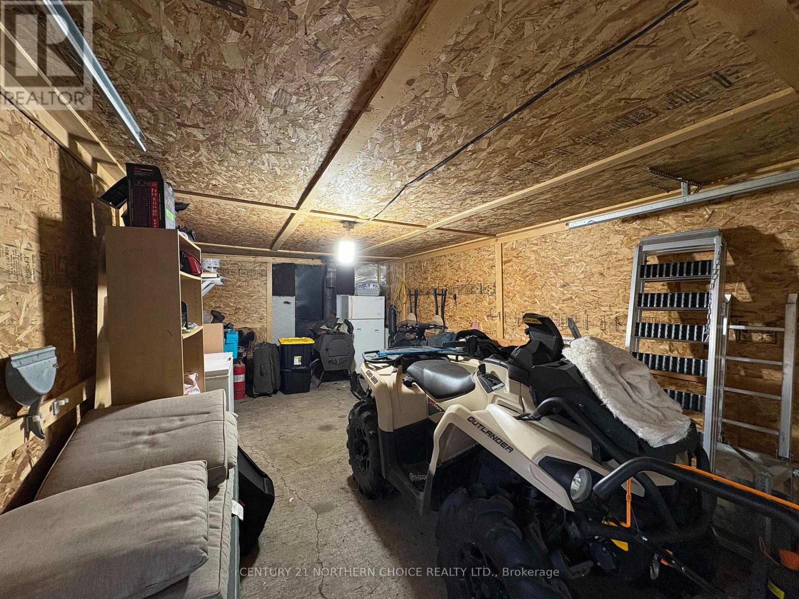 905 PORTAGE AVENUE N - 22