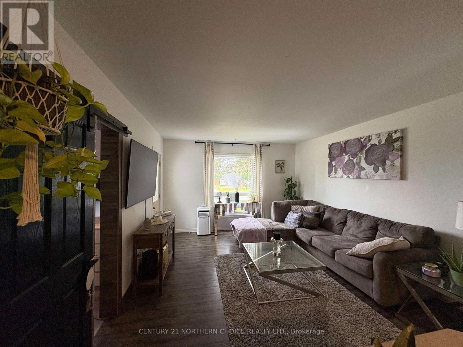 905 PORTAGE AVENUE N - Image 4