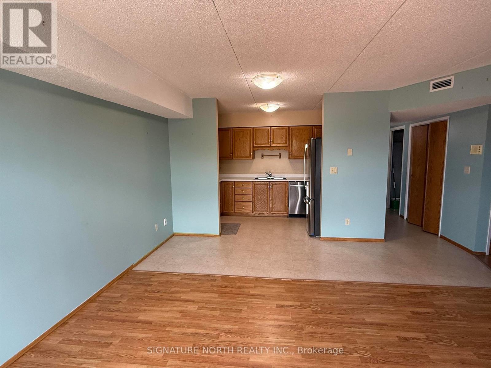 #303 235 LELAND AVE S - 5