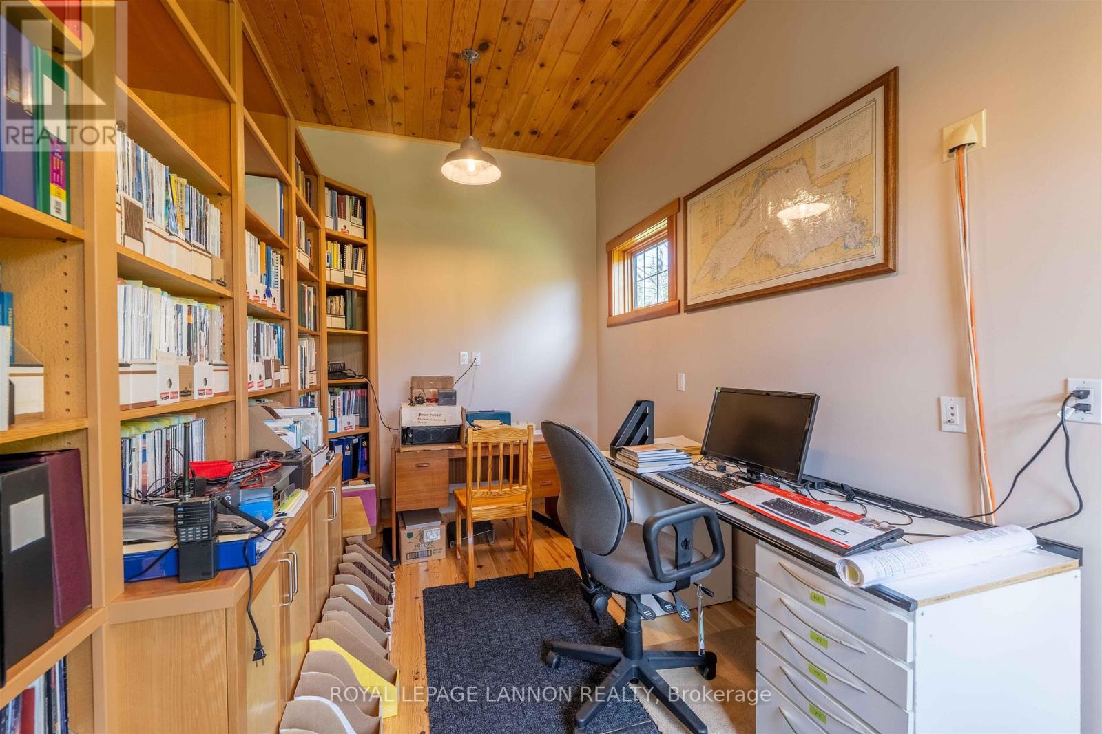 135 MICKELSON DRIVE E - 21