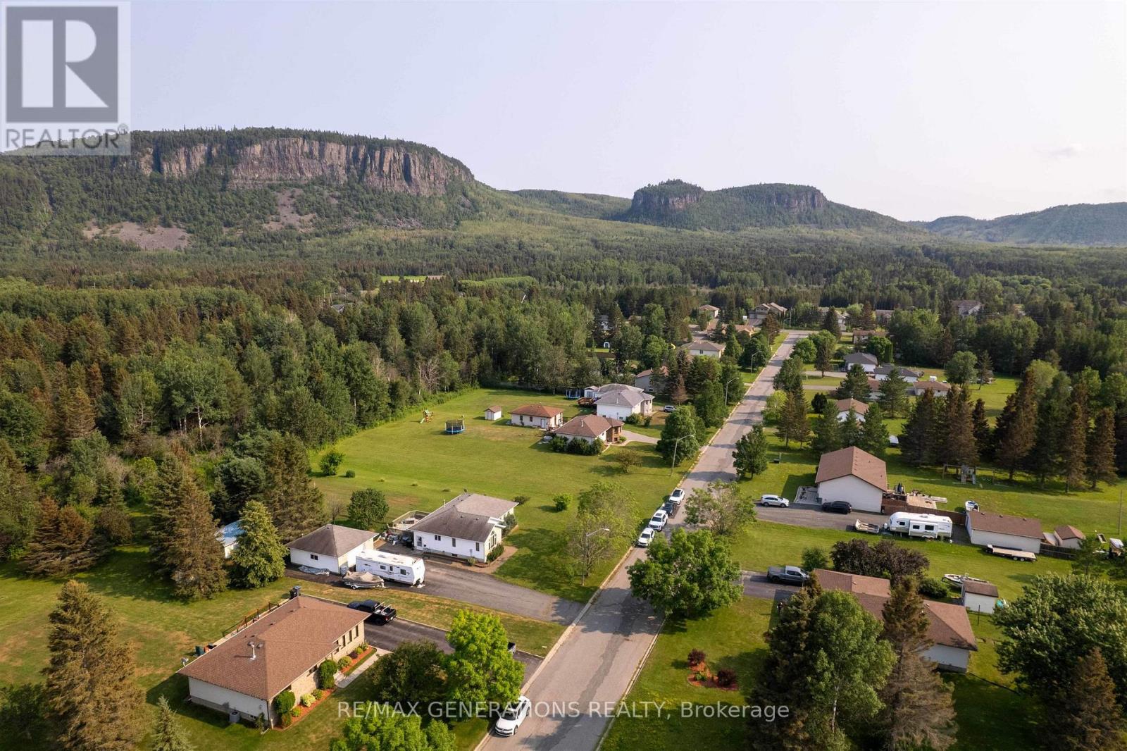2446 CASPIAN STREET - 33