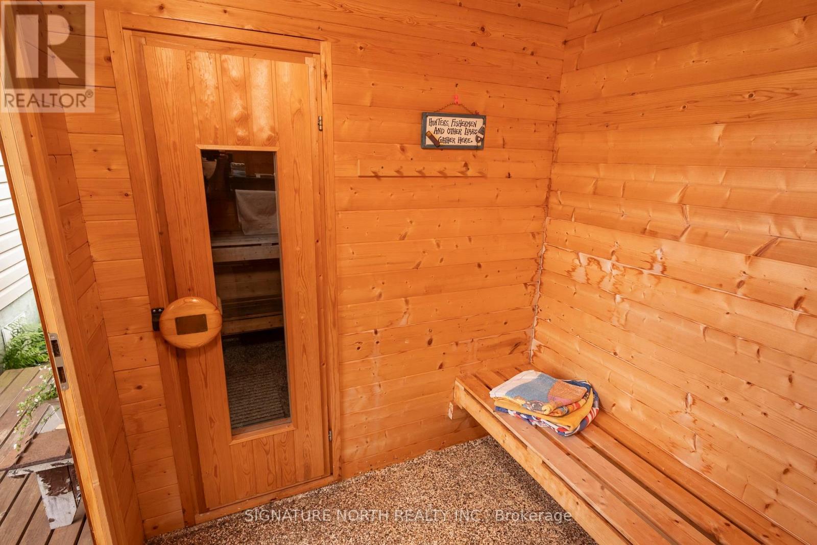 608 WHITE BIRCH BEACH ROAD - 40